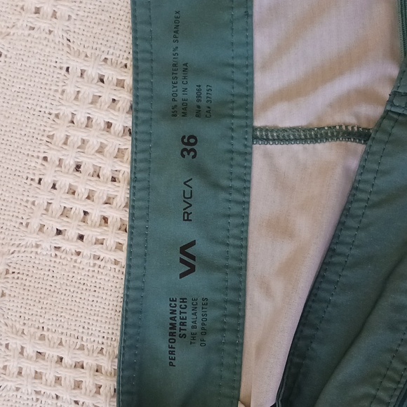 RVCA board/surf/swim shorts size 36. Performance stretch - Picture 7 of 8